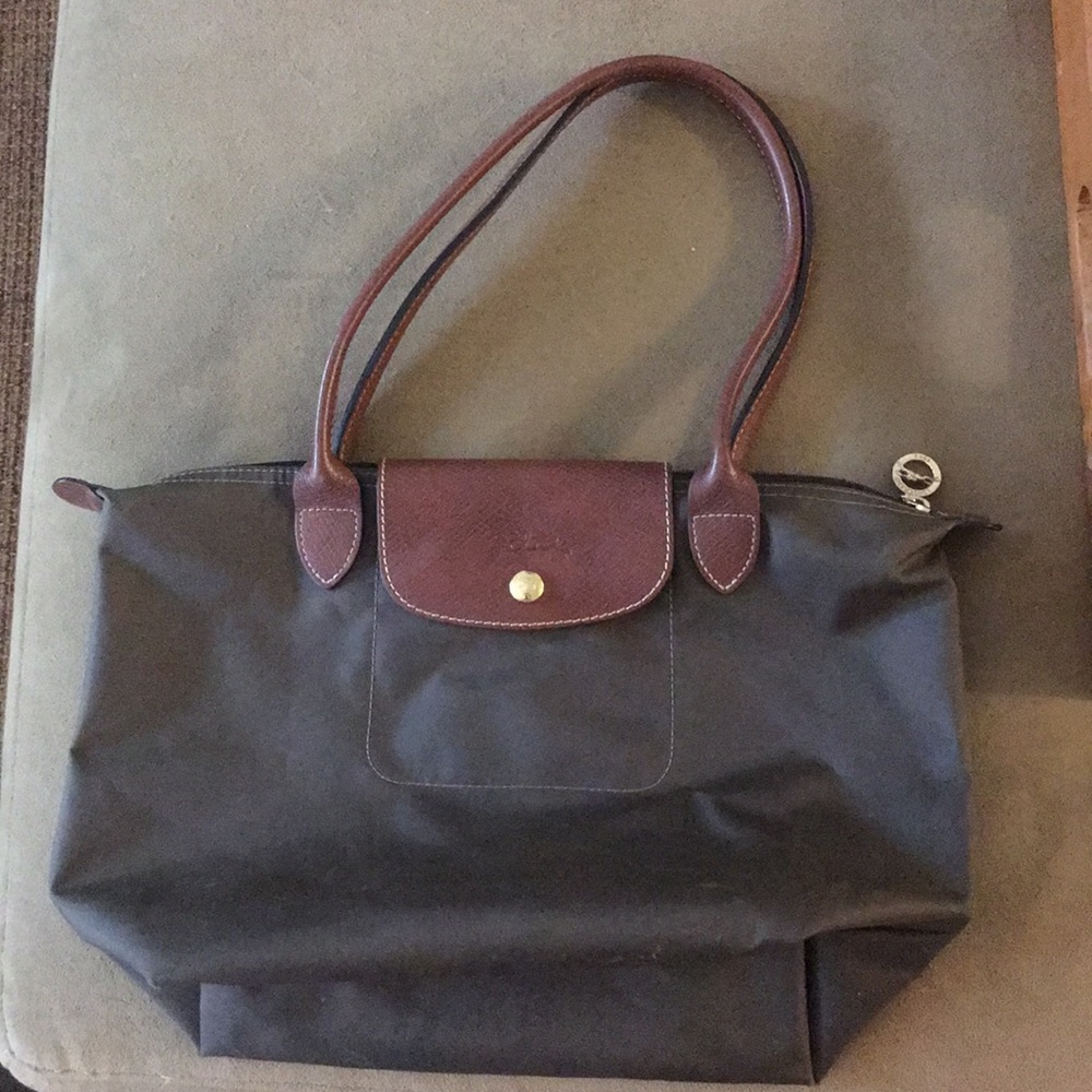 Longchamp medium olive Tote